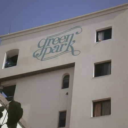 מלון דירות Park